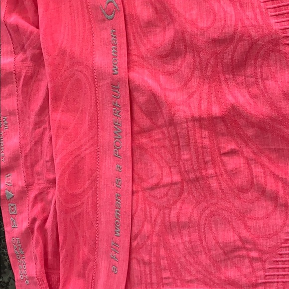 Moving Comfort running tank - Picture 5 of 6